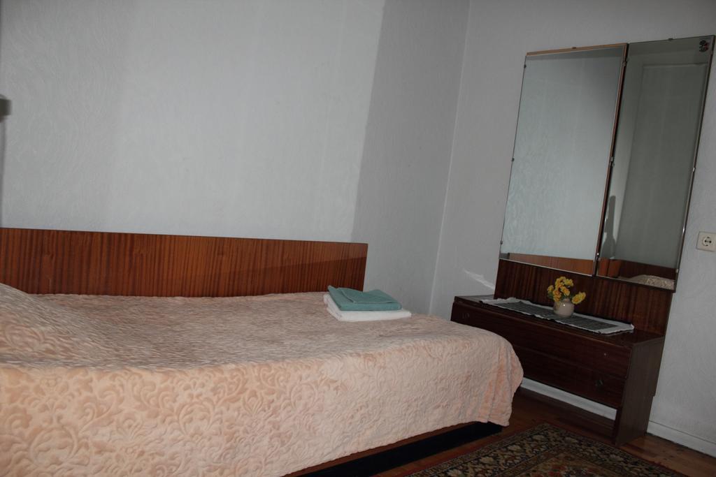 Hotell Paeaesuke Jõhvi Zimmer foto