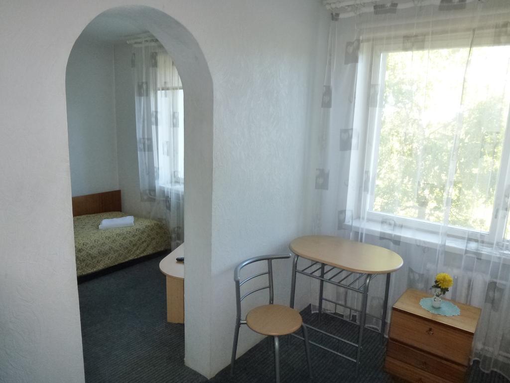 Hotell Paeaesuke Jõhvi Zimmer foto