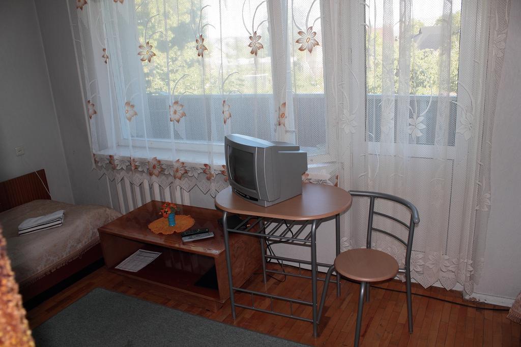 Hotell Paeaesuke Jõhvi Zimmer foto
